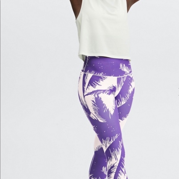 Fabletics High-Waisted Printed PureLuxe 7/8 Leggings - Picture 5 of 13